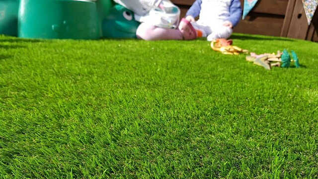 تصویر 4 از خرید مستقیم چمن مصنوعی عمده با امکان ارسال به تمام استان‌ ها