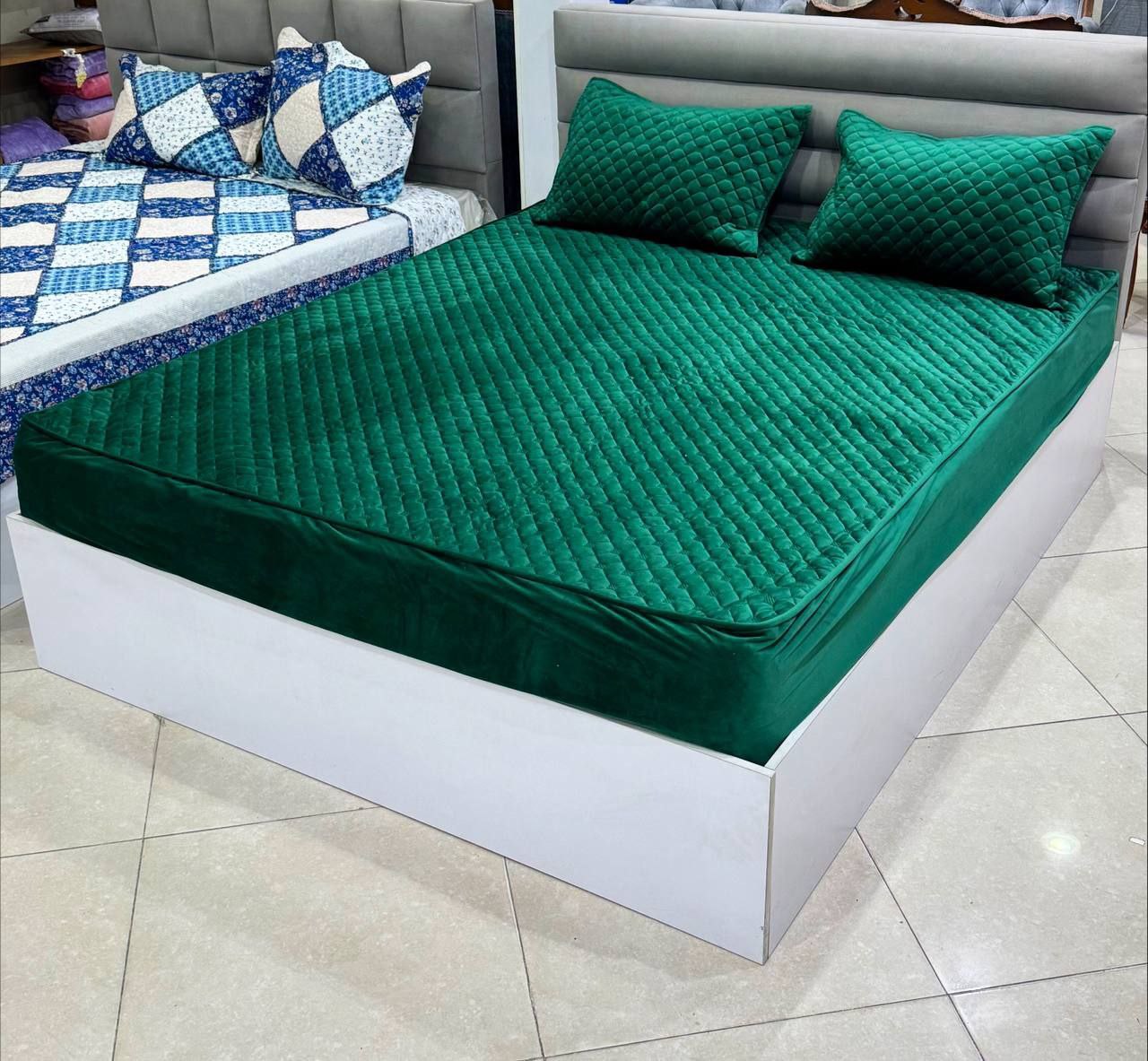 فروش مستقیم رو تختی مخمل ساده از کارخانه با حذف واسطه‌ ها