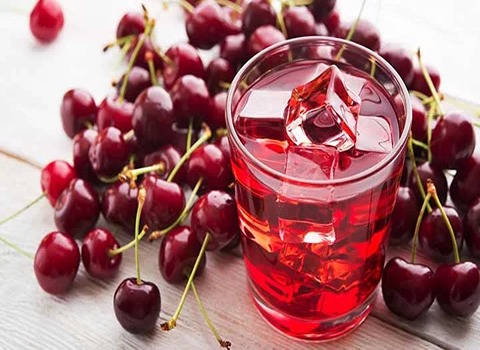 تصویر 2 از قیمت آبمیوه آلبالو طبیعی + خرید باور نکردنی