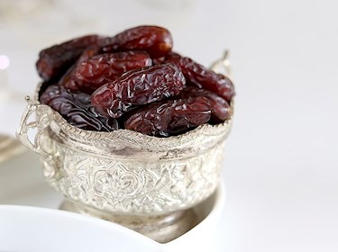 تصویر 4 از فروش خرمای پیارم میناب قیمت مناسب + صادرات