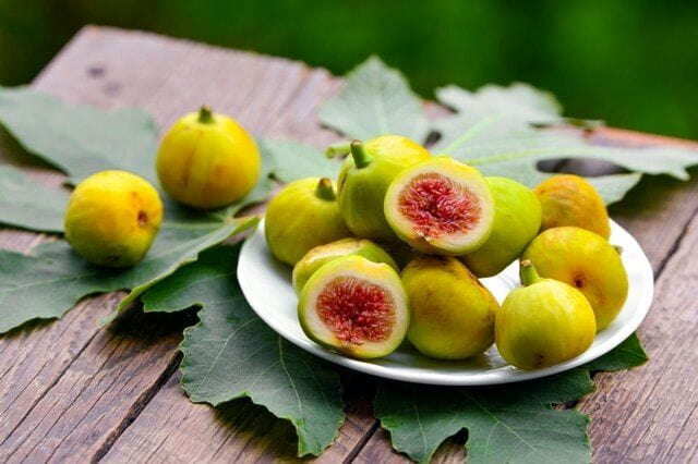تصویر 1 از خرید انجیر خشک پرک + قیمت فروش استثنایی