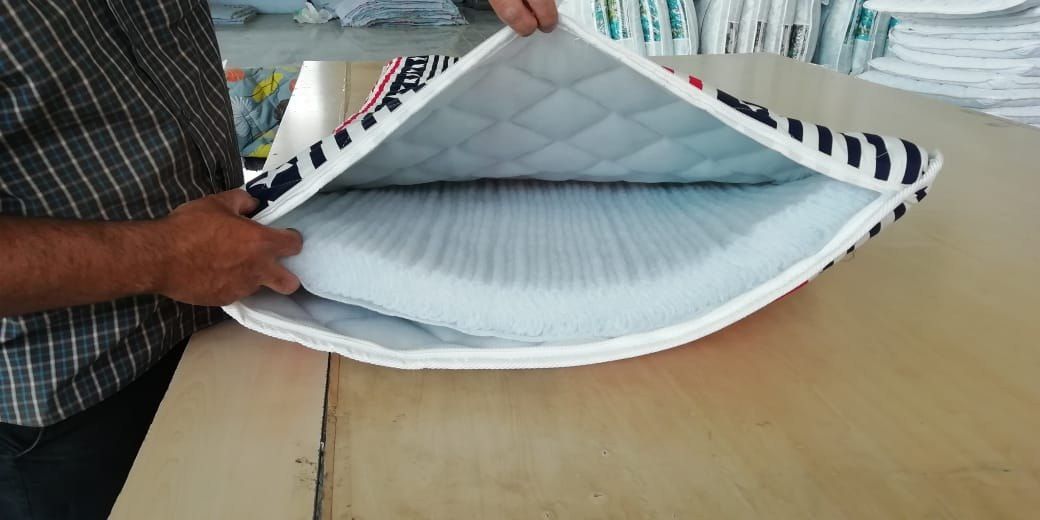 تصویر 4 از تشک مهمان و مسافری ۴ کیلویی + فروش عمده و ارزان