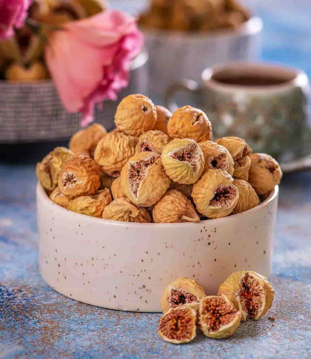 خرید انجیر خشک ترش + قیمت فروش استثنایی