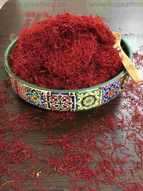 تصویر 4 از قیمت خرید زعفران قائنات صادراتی بهسود