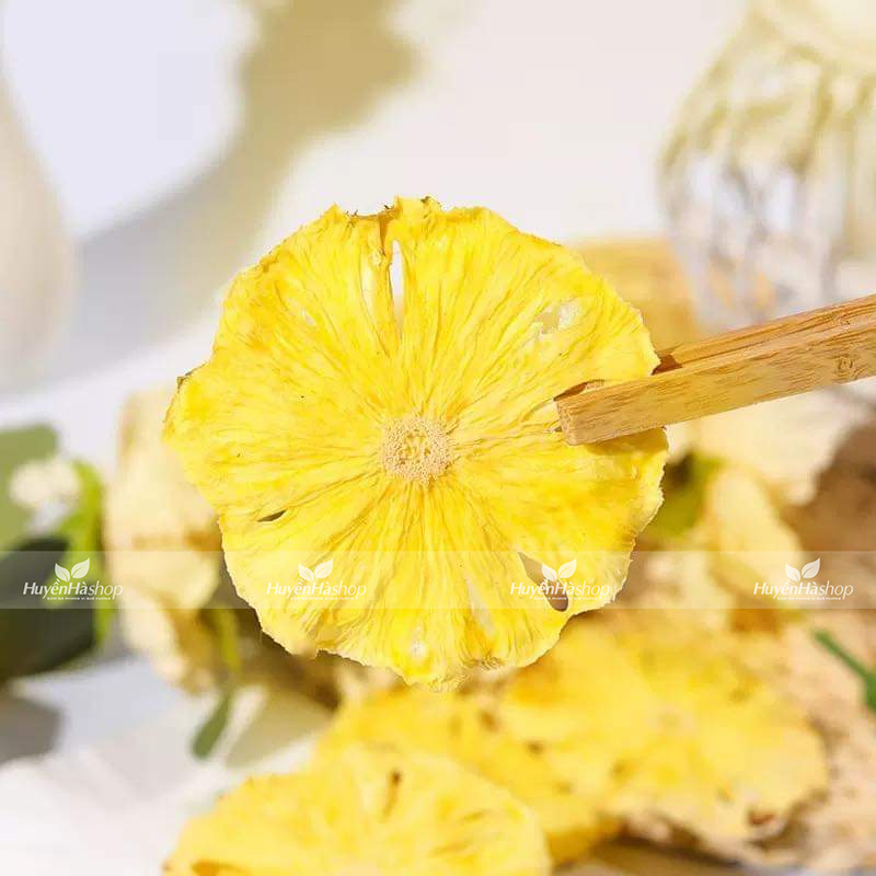 تصویر 2 از خرید آناناس خشک صنعتی با بسته‌ بندی بهداشتی