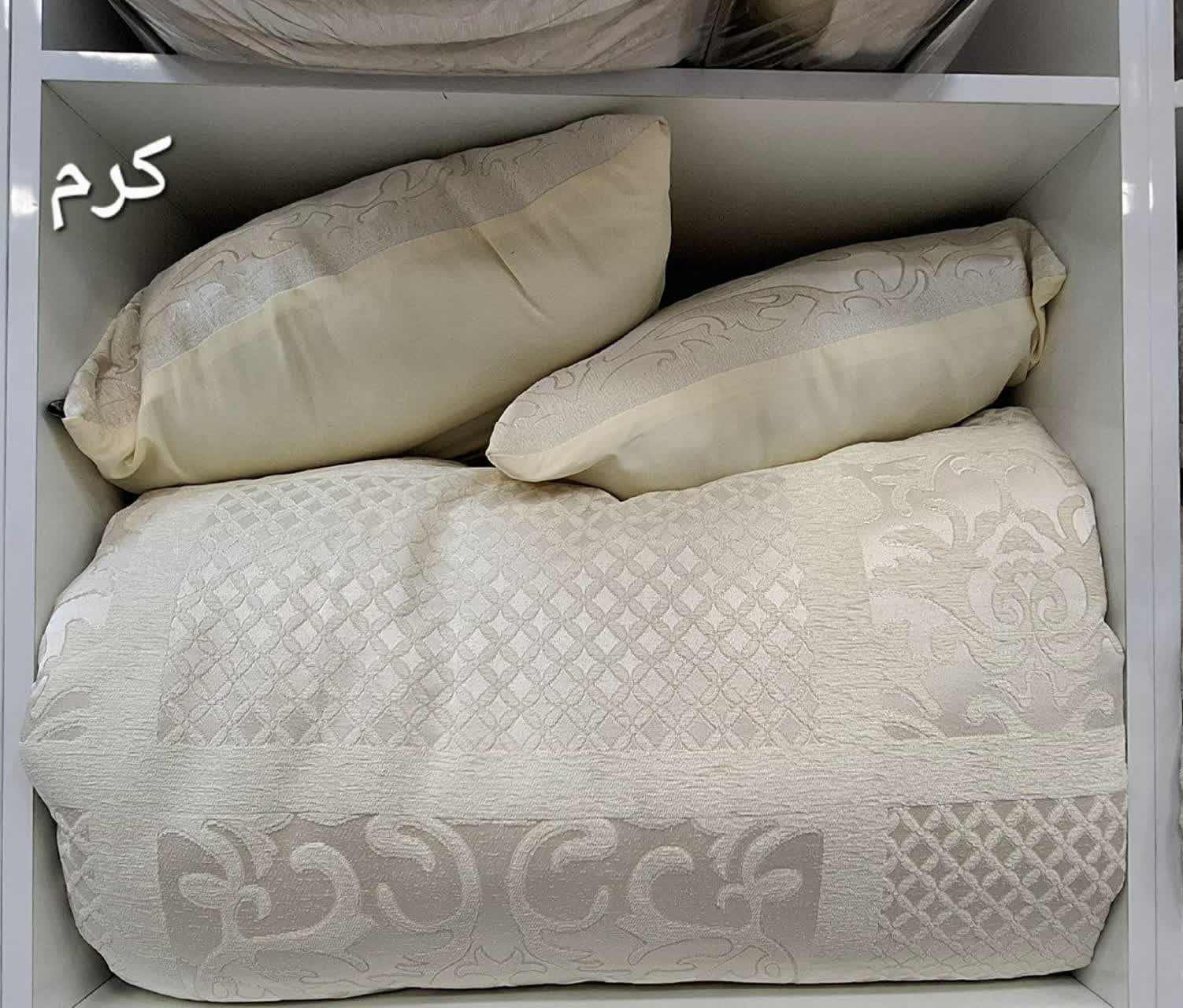 تصویر 1 از فروش عمده روتختی مخمل شانل گل برجسته پنلی 8 تکه + خرید ویژه مشهد