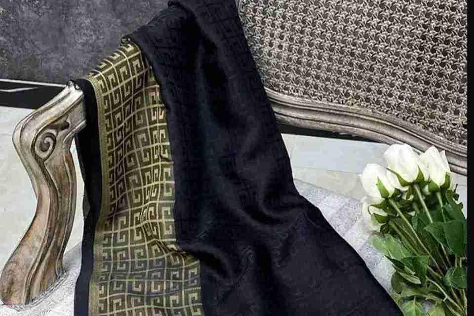 خرید شال ژاکارد حاشیه دار عمده به صرفه و ارزان