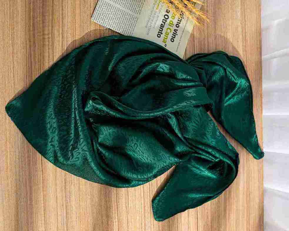 تصویر 4 از فروش روسری ساتن ابریشم ژاکارد + قیمت خرید به صرفه