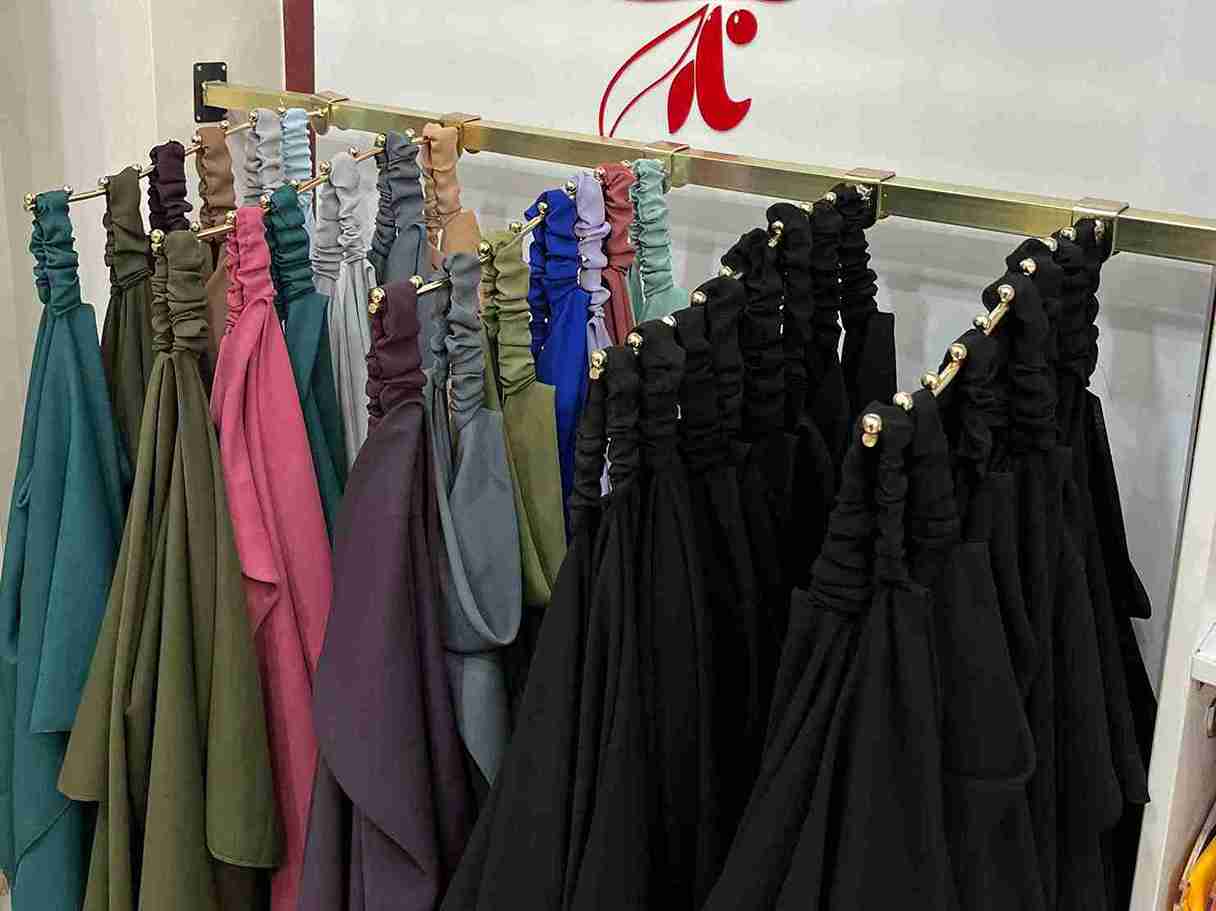 راهنمای خرید روسری کشدار نارا + قیمت عمده