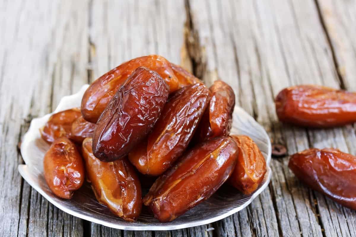 خرید خرما استعمران + قیمت فروش استثنایی