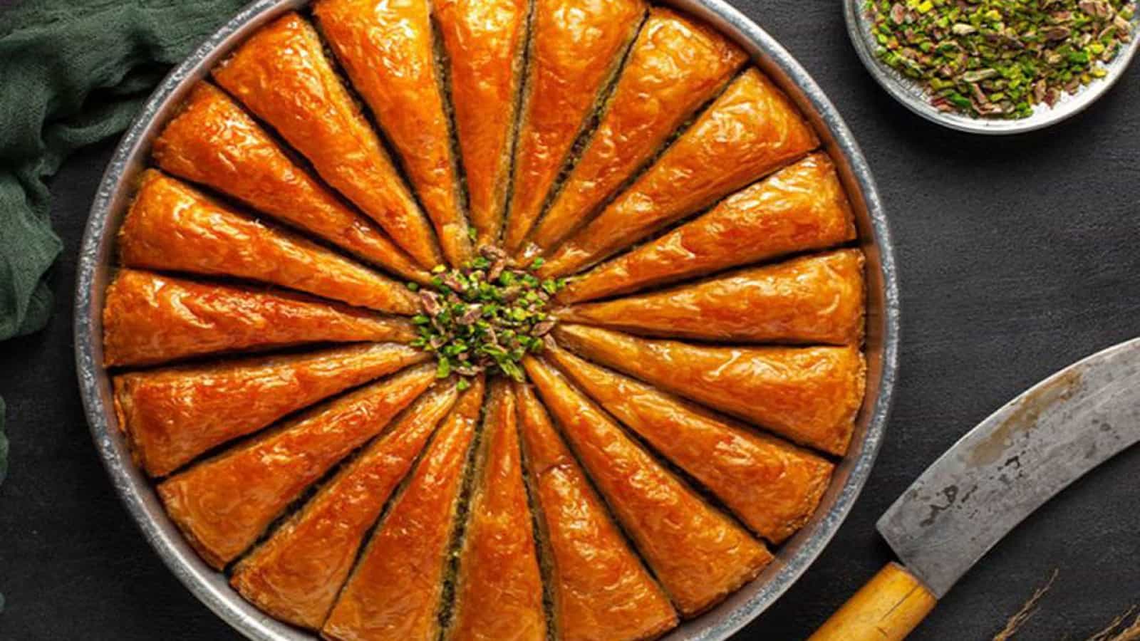 بهترین باقلوا با مدل هویج + قیمت خرید عالی