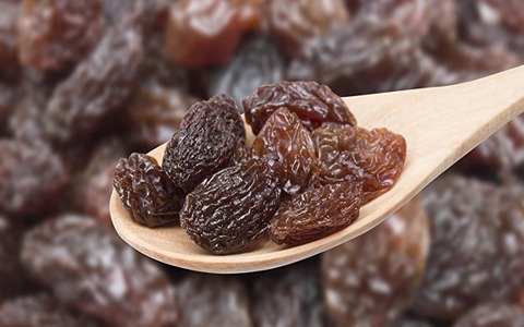 تصویر 2 از قیمت خرید کشمش فخری درجه یک + فروش ویژه