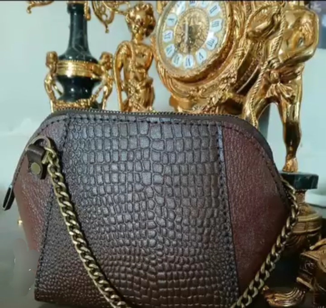 تصویر 2 از کیف دوشی و دستی زنانه چرم مجلسی دست دوز