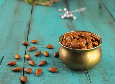 تصویر 1 از قیمت مغز بادام + خرید باور نکردنی