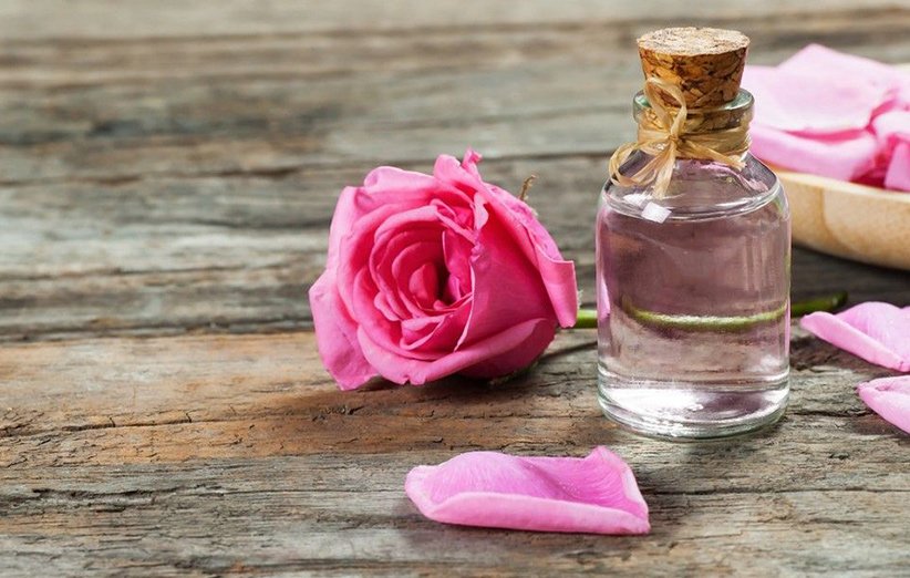 تصویر 3 از گلاب چهل‌ عیار + خرید همراه با رضایت