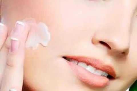 تصویر 3 از خرید و قیمت کرم ضد قرمزی پوست حساس و فروش عمده