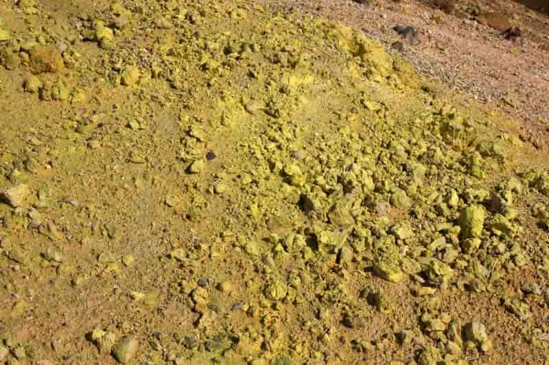 تصویر 1 از قیمت خرید گوگرد قله دماوند عمده به صرفه و ارزان