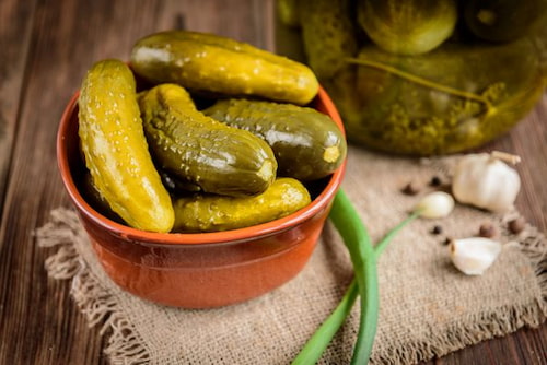 خرید و قیمت خیارشور ترد و خوشمزه + فروش عمده