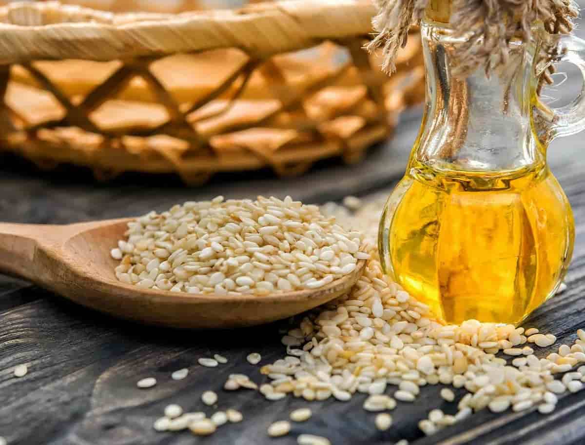 روغن کنجد زرآوه با روش استخراج سرد برای حفظ طعم