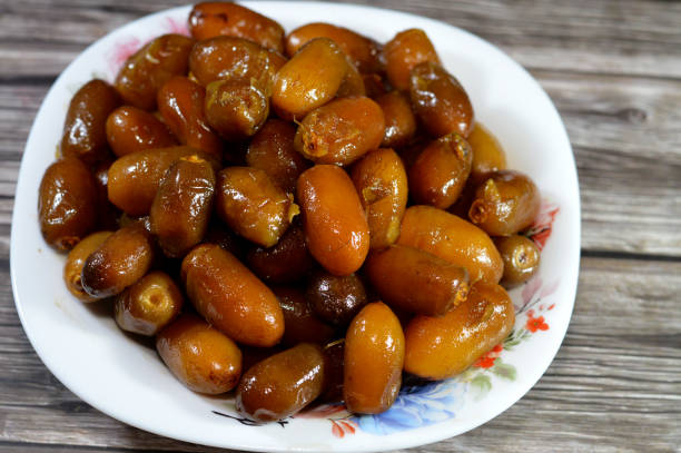 تصویر 3 از خرید و قیمت خرما زاهدی اهواز + فروش عمده