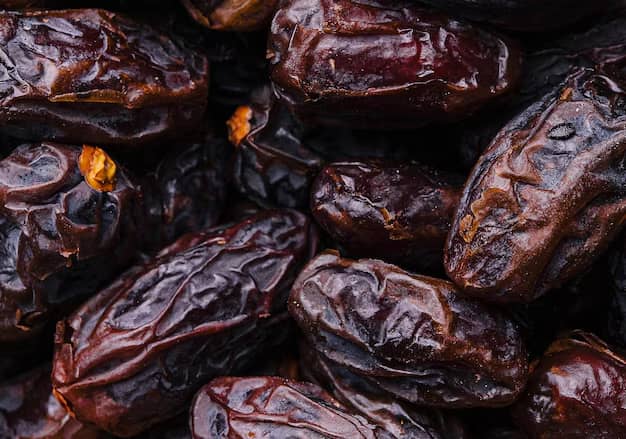 تصویر 2 از خرید خرما رطب تازه + بهترین قیمت