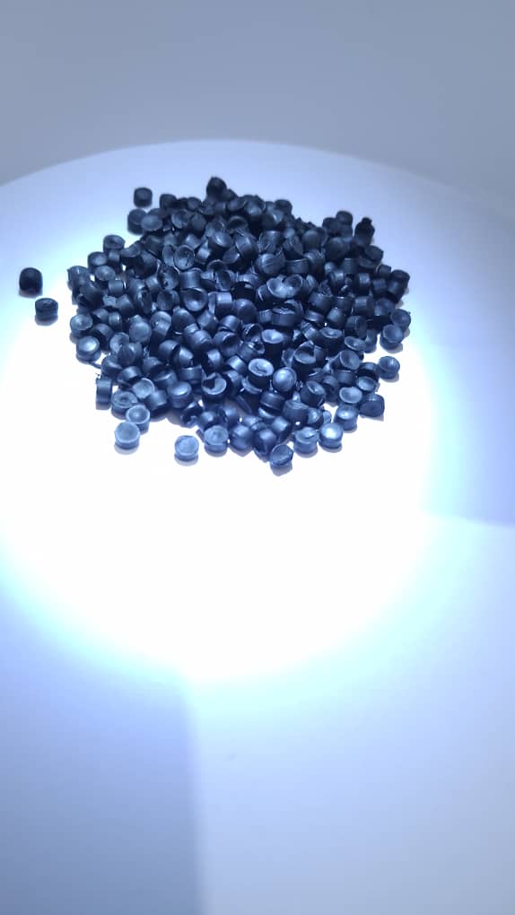 تصویر 1 از فروش فوق العاده گرانول PVC مشکی برای شلنگ اب در ایران + قیمت همکاری