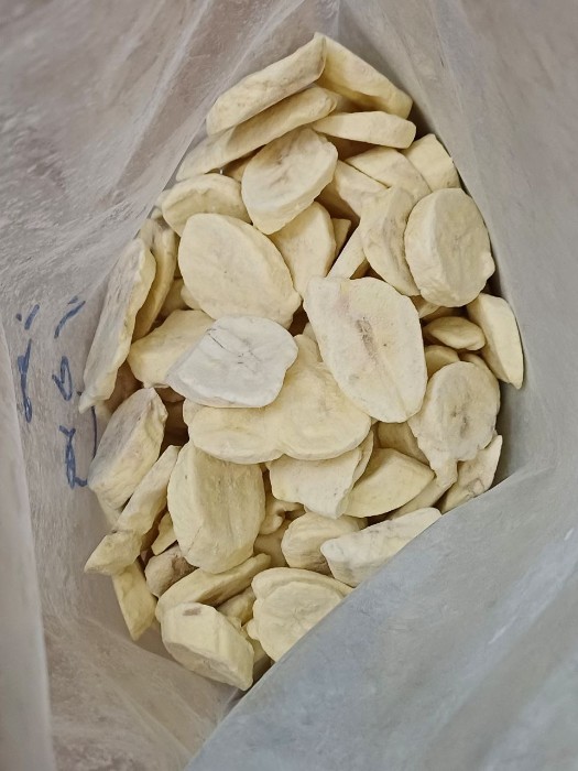 تصویر 1 از فروش اینترنتی موز پفکی ۵۰ گرمی طبیعی بدون افزودنی و مواد نگهدارنده