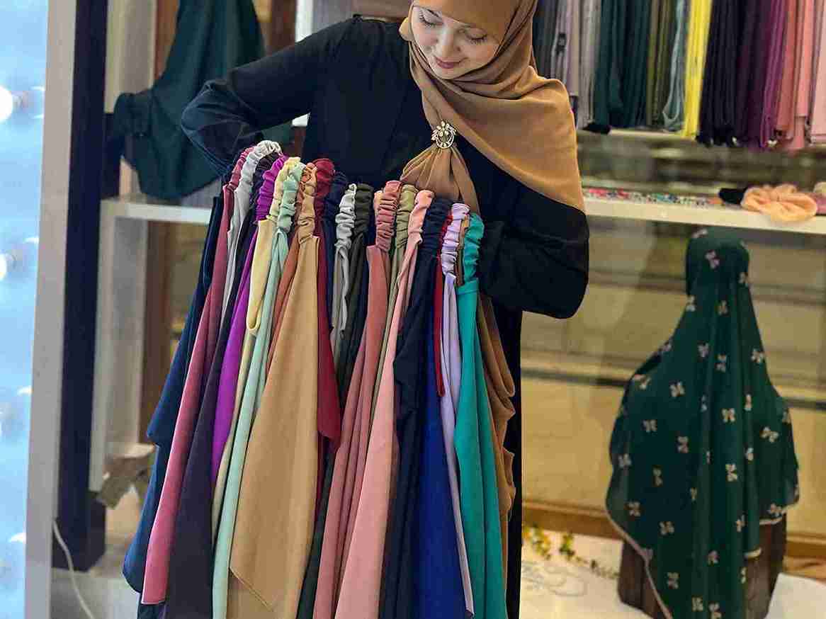 تصویر 1 از فروش عمده روسری کرپ حریر نارا + قیمت  صادراتی