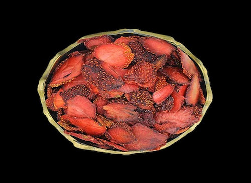 تصویر 3 از قیمت خرید توت فرنگی خشک شده + فروش ویژه