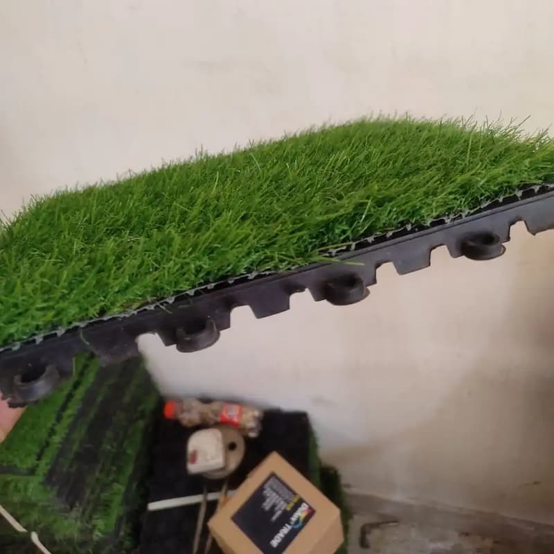 تصویر 3 از خرید چمن مصنوعی تایلی + قیمت فروش استثنایی
