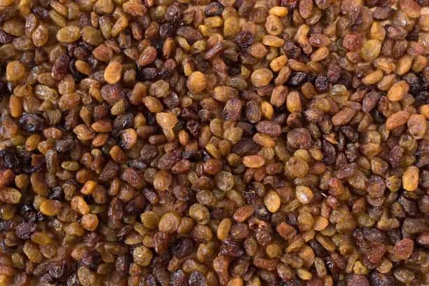 تصویر 2 از کشمش پلویی قرمز انتخاب مناسب برای پخت غذاهای خانگی
