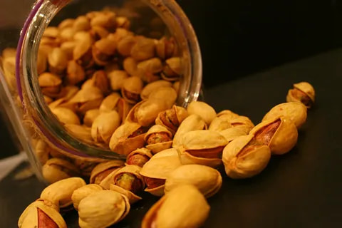 تصویر 3 از قیمت خرید پسته اکبری درجه یک + فروش ویژه
