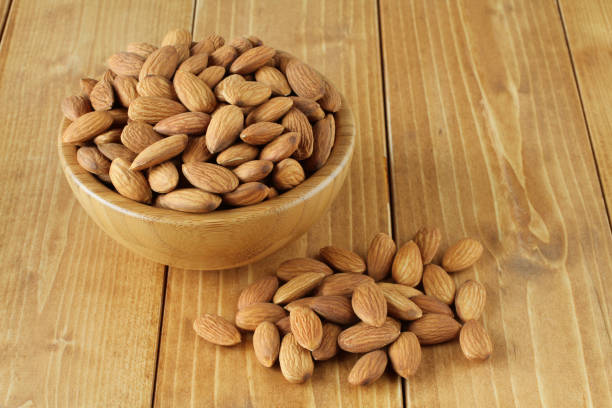 تصویر 4 از قیمت مغز بادام سنگی + خرید باور نکردنی