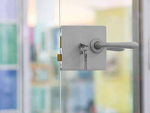 تصویر 1 از قیمت شیشه سکوریت 8 میل + خرید باور نکردنی