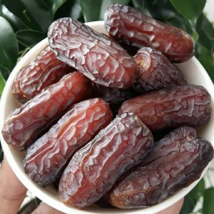 تصویر 1 از خرما پیارم خشک + پر طرفدار ترین خرمای صادراتی