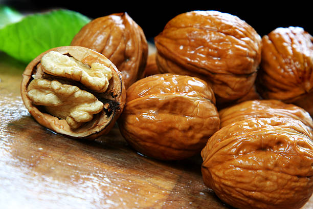 تصویر 4 از فروش گردو پوست کاغذی + قیمت خرید به صرفه