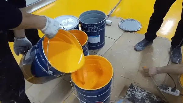 تصویر 1 از رنگ ترافیکی دو جزئی سرد انتخابی دقیق