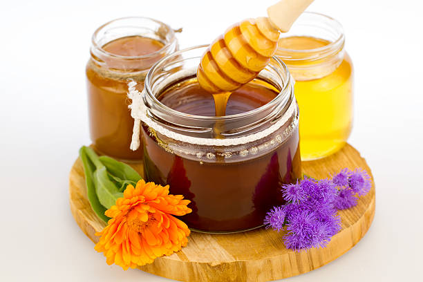 تصویر 1 از عسل چهل گیاه طبیعی با طعمی غنی و عطری بی‌ نظیر