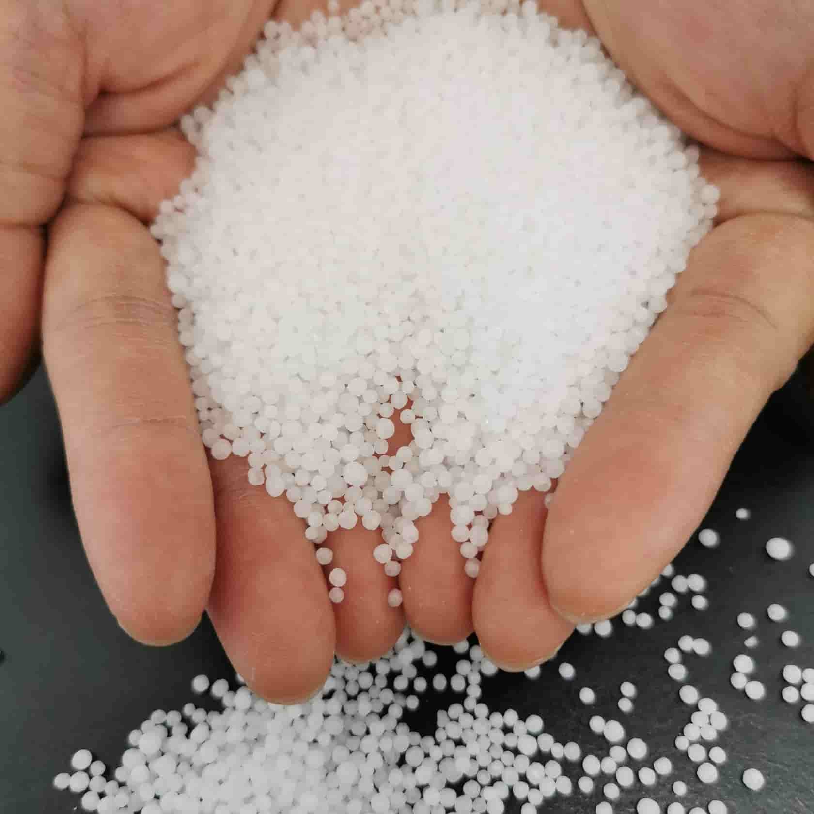تصویر 1 از کود اوره طبیعی ارگانیک ارزان و با کیفیت