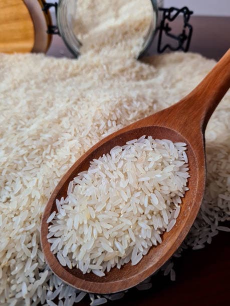 تصویر 1 از قیمت برنج کامفیروز اعلا امدوز + برنجی با عطر و طعم ماندگار