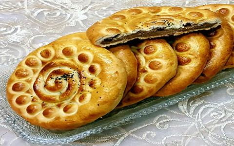 تصویر 4 از کلمپه خرمایی صنوبر طعم اصیل خرما و بافت نرم