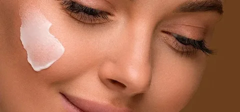 تصویر 1 از کرم طراوت پوست حاوی ویتامین‌ های تقویت‌ کننده