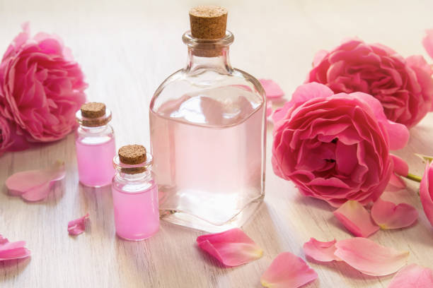 گلاب کاشان خالص طعم ملایم و غلظت مطلوب