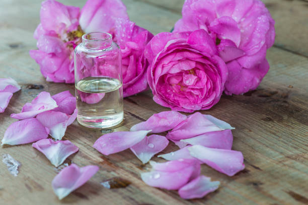تصویر 3 از گلاب کاشان خالص طعم ملایم و غلظت مطلوب