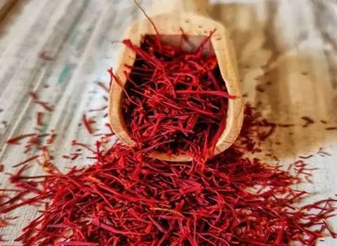 تصویر 3 از زعفران نگین تربت حیدریه رنگ دهی بالا و با کیفیت