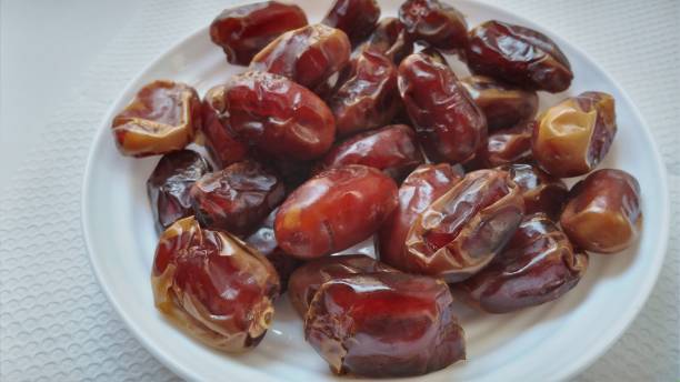 تصویر 1 از خرما گنتار بهبهان کارتن 10 کیلویی درجه یک