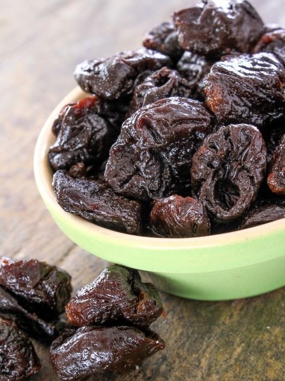 تصویر 5 از آلو سیاه تازه با عطر قوی و ماندگاری مناسب