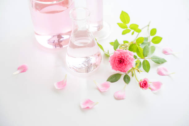 تصویر 3 از گلاب شفاف با طعم لطیف و عطر آرام بخش
