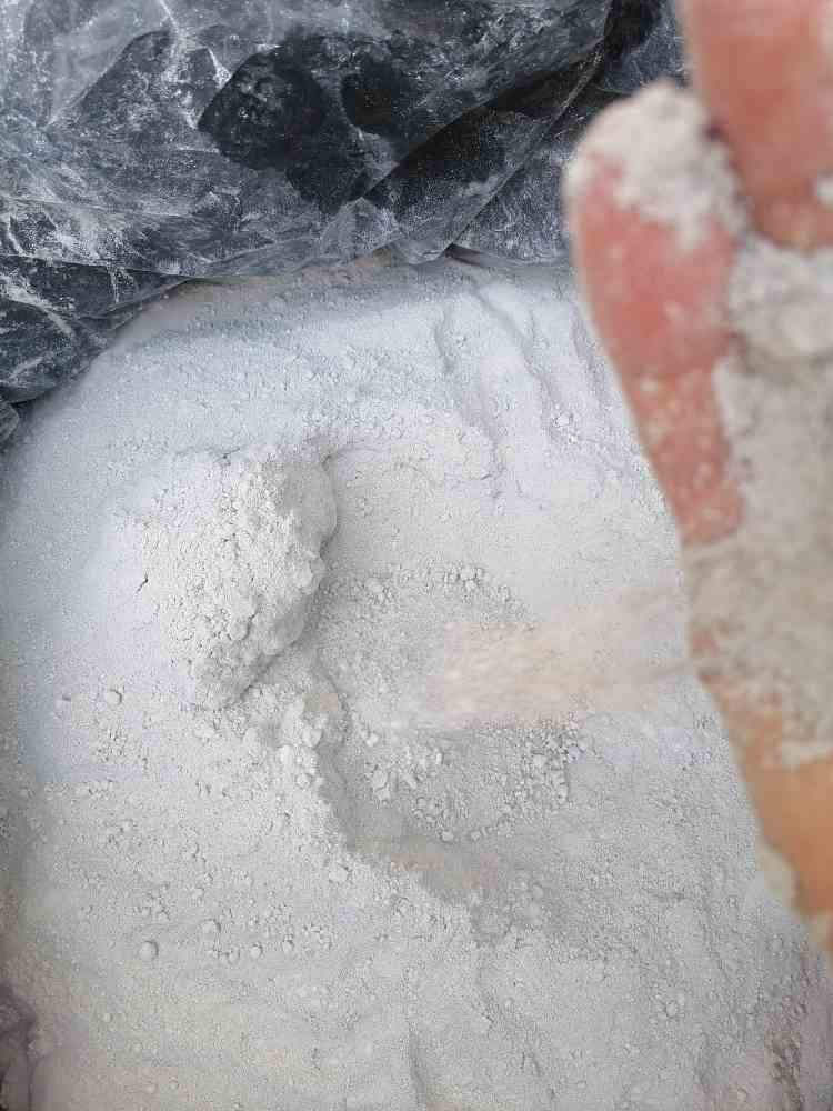 تصویر 1 از میکروسیلیکا غنی افزایش چگالی بتن مسلح