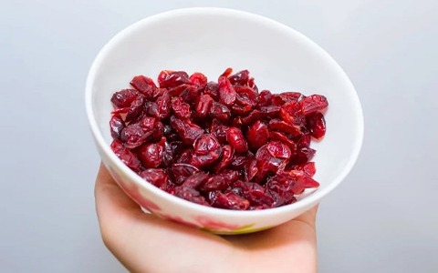 تصویر 5 از خرید زرشک پفکی ارگانیک با طعم دلپذیر و بسته‌ بندی لوکس صادراتی